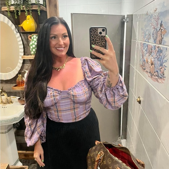 Free people cherry bomb lilac top size large, worn once - Picture 6 of 6